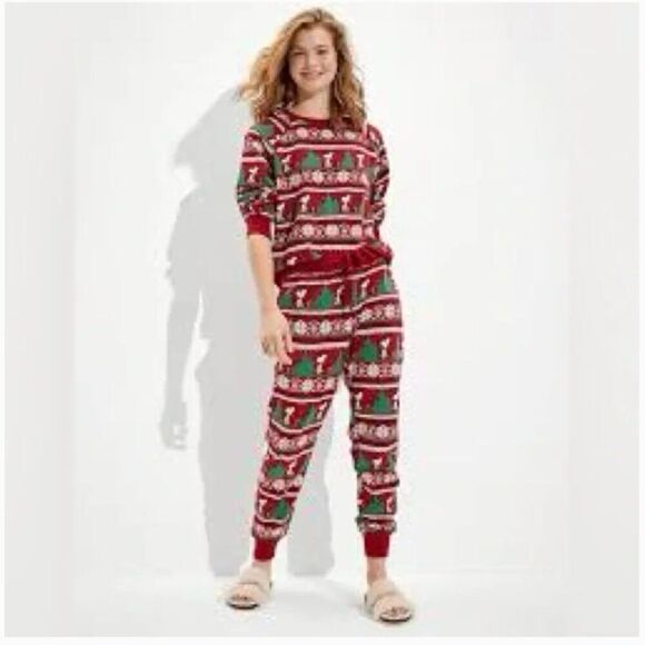 AE x Peanuts Christmas Joggers Bottoms Sweatpants Snoopy Woodstock Small - Picture 1 of 5